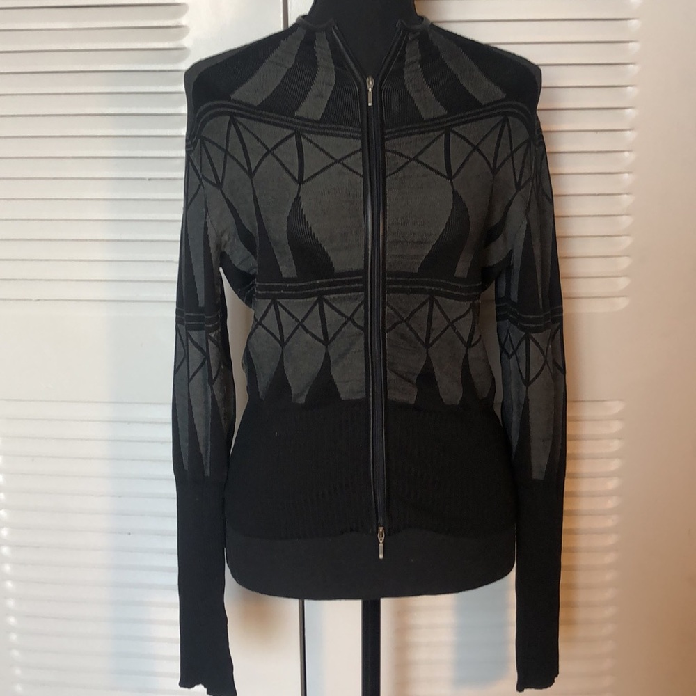 Essendi Zippered Sweater